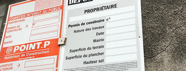 Le constat d'affichage de permis avant travaux par Huissier de Justice à Paris constitue une preuve opposable à toute contestation de tiers